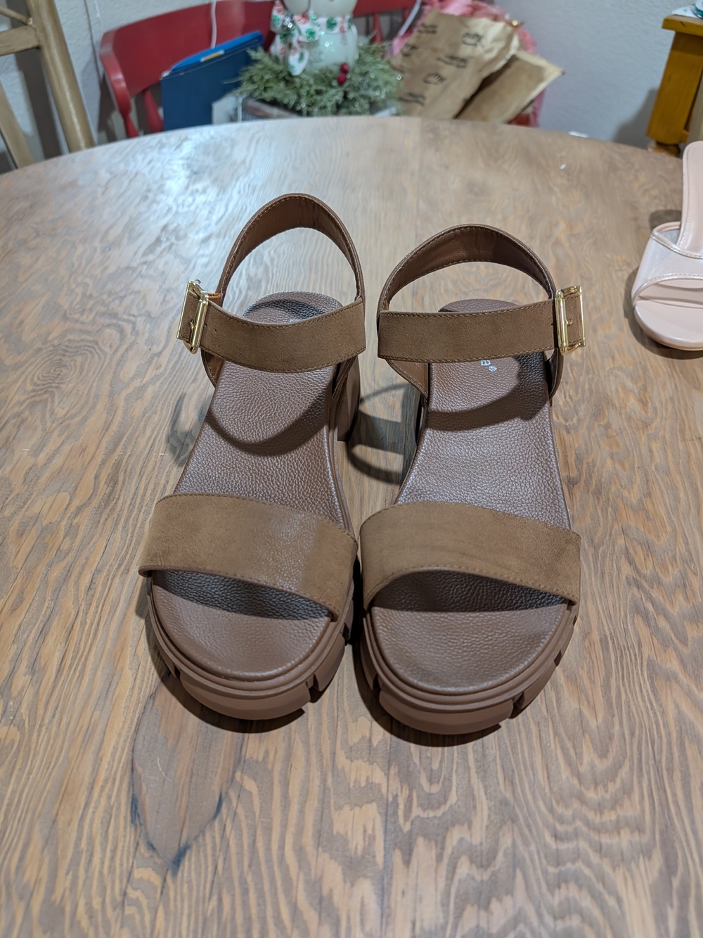 Women's Chunky Platform Sandals in Brown 10 WIDE